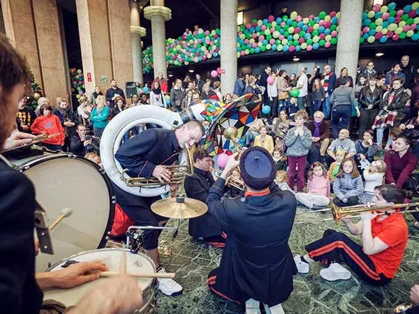 Photo d'un orchestre du Big Bang Festival
